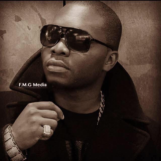 Sepia portrait of Tilt in sunglasses